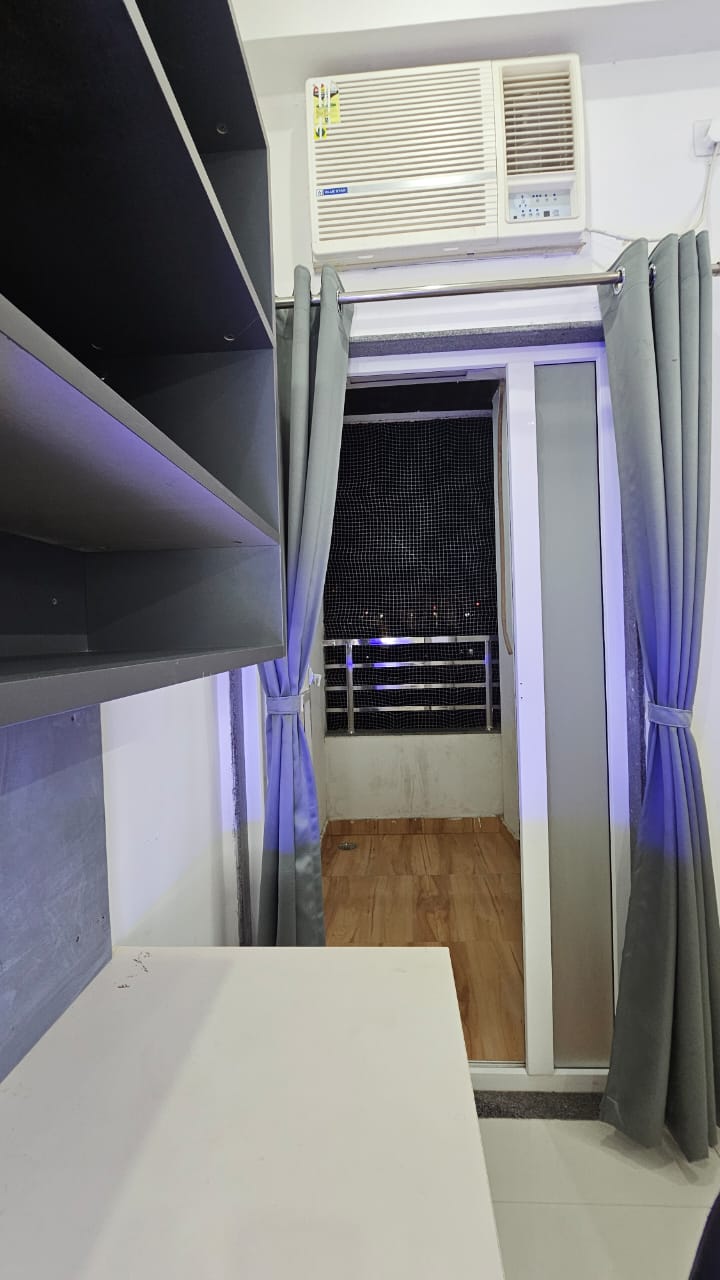 Single Room For Girls - Image 2