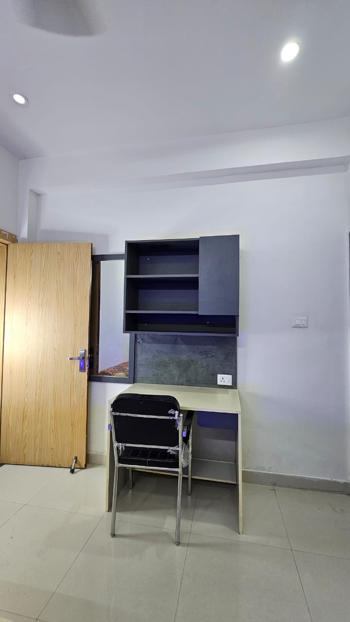 Single Room For Girls