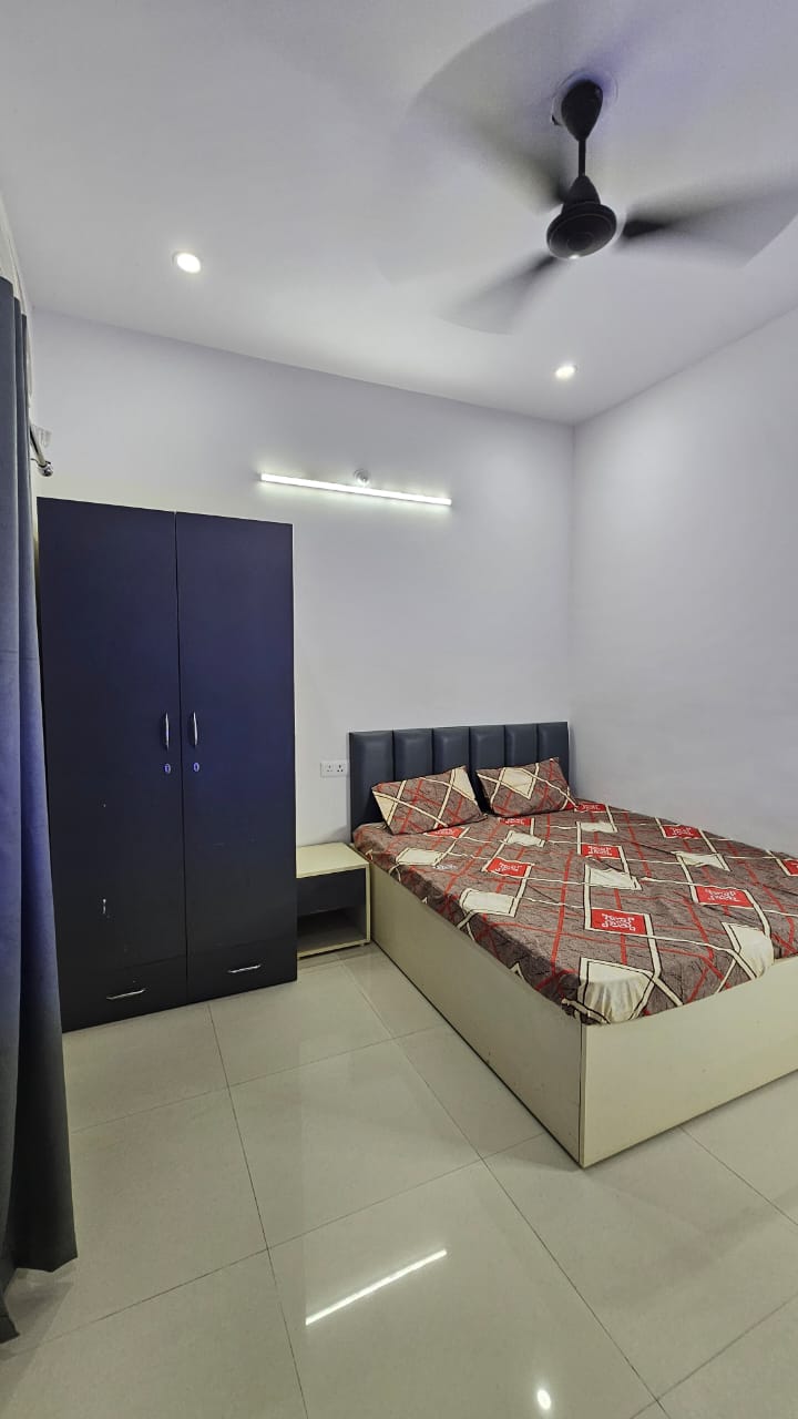 Semi Double Room For Girls